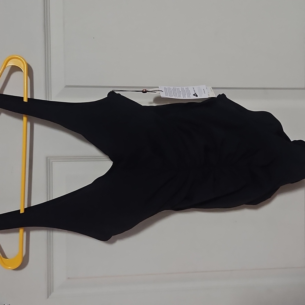 CALIA Women’s Ruched One Piece Swimsuit: BLACK: NEW WITH TAGS: SIZE 6
